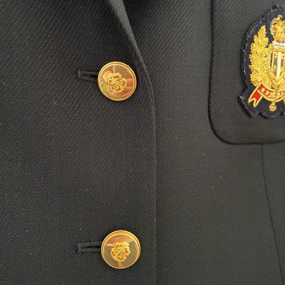 Vintage Talbots Navy Wool Blazer with Military Crest Made in Hong Kong. Petite 6 - Picture 5 of 12